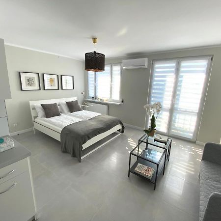 Apartament Os. Blekitne 10H Dzierżoniów Esterno foto
